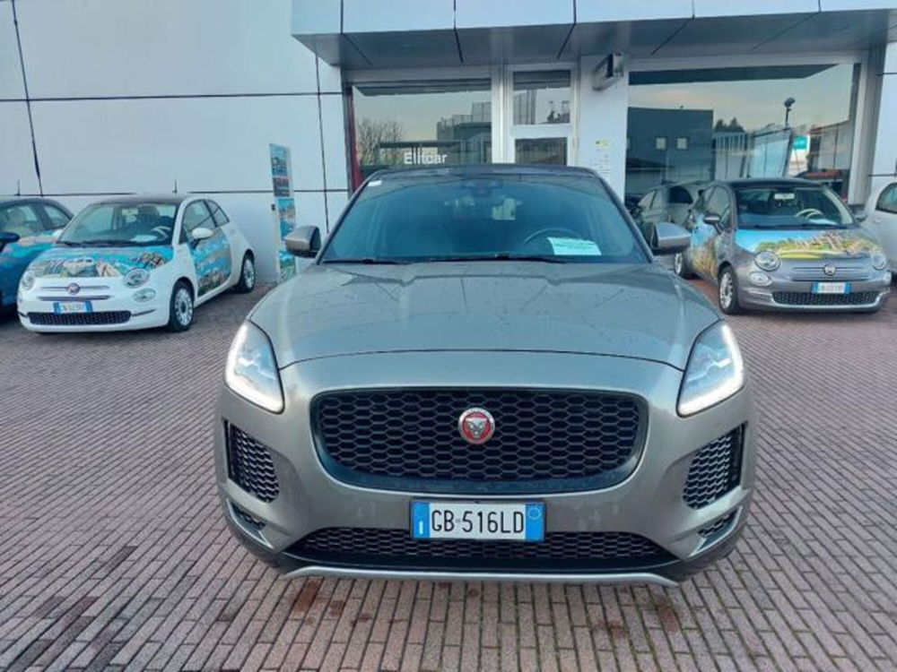 Jaguar E-Pace usata a Milano (2)