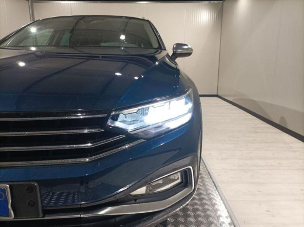 Volkswagen Passat Variant usata a Milano (4)