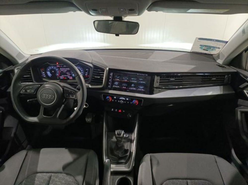 Audi A1 Sportback usata a Milano (9)