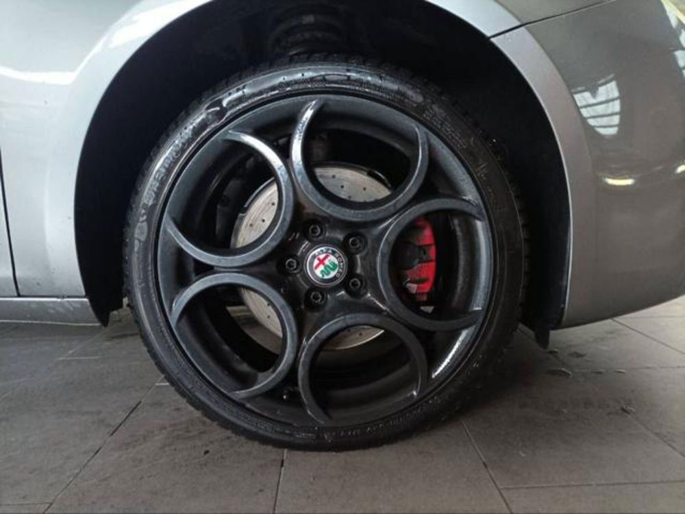 Alfa Romeo Giulietta usata a Milano (5)