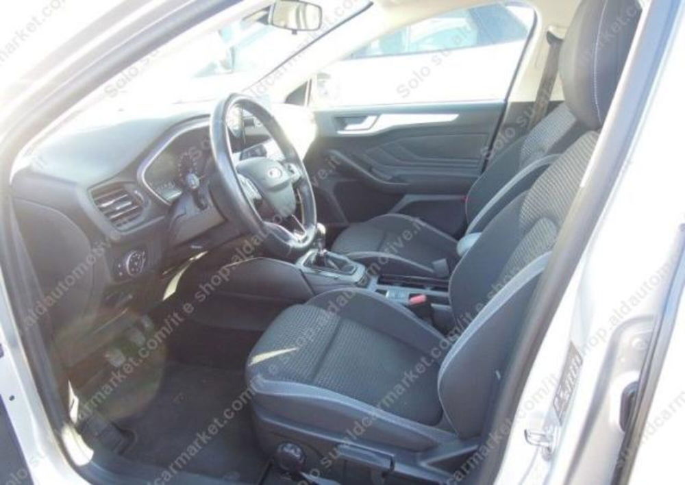 Ford Focus Station Wagon usata a Lecce (4)