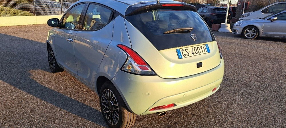 Lancia Ypsilon usata a Varese (14)