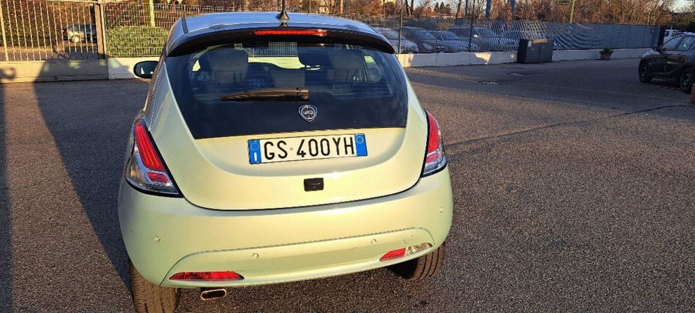 Lancia Ypsilon usata a Varese (15)