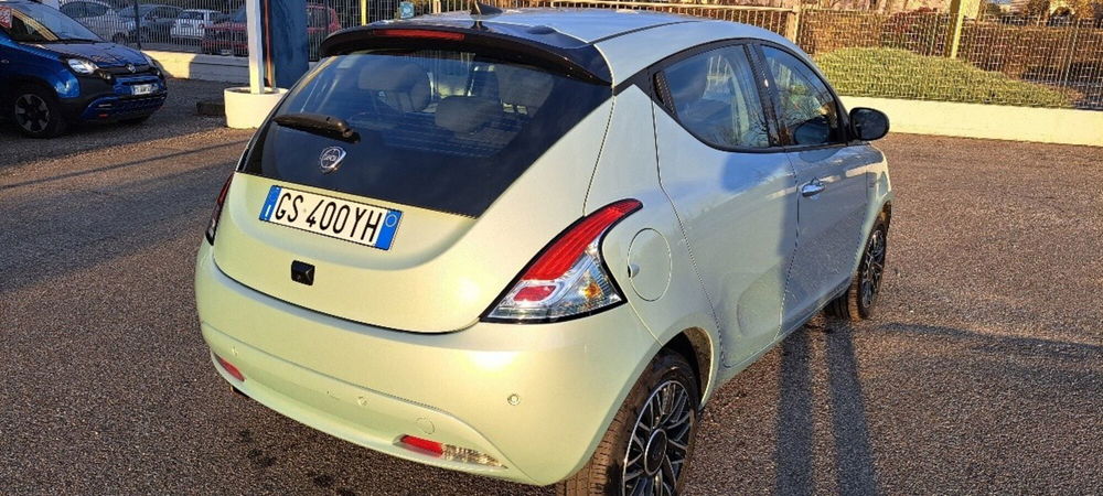 Lancia Ypsilon usata a Varese (16)