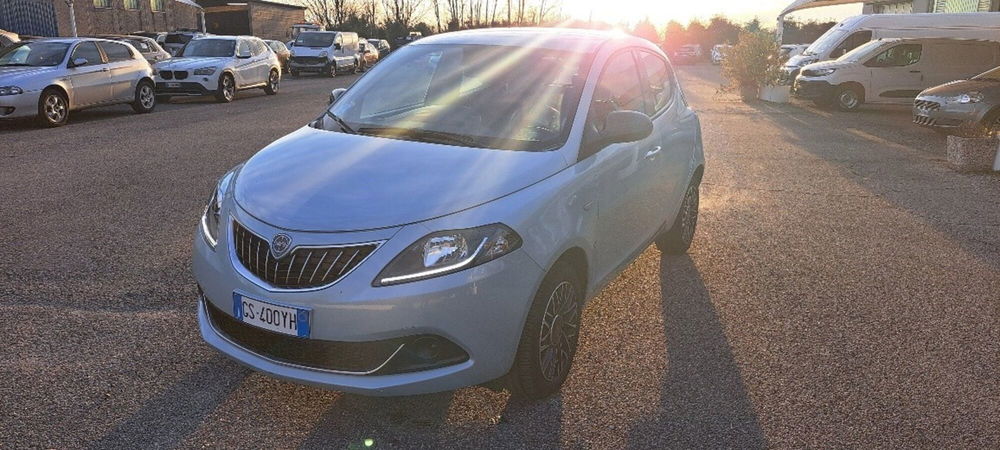 Lancia Ypsilon usata a Varese (3)