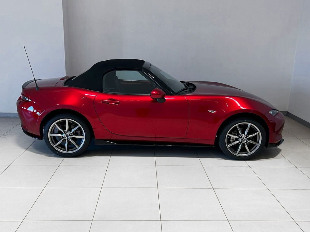 Mazda MX-5 nuova a Napoli (4)