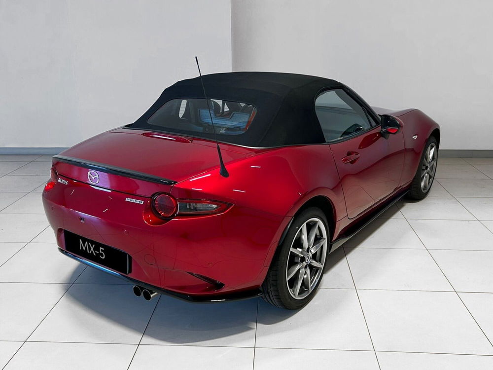 Mazda MX-5 nuova a Napoli (5)