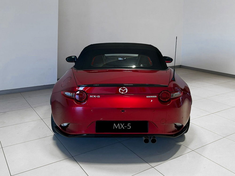 Mazda MX-5 nuova a Napoli (6)