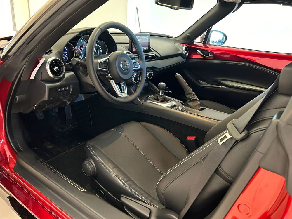 Mazda MX-5 nuova a Napoli (8)