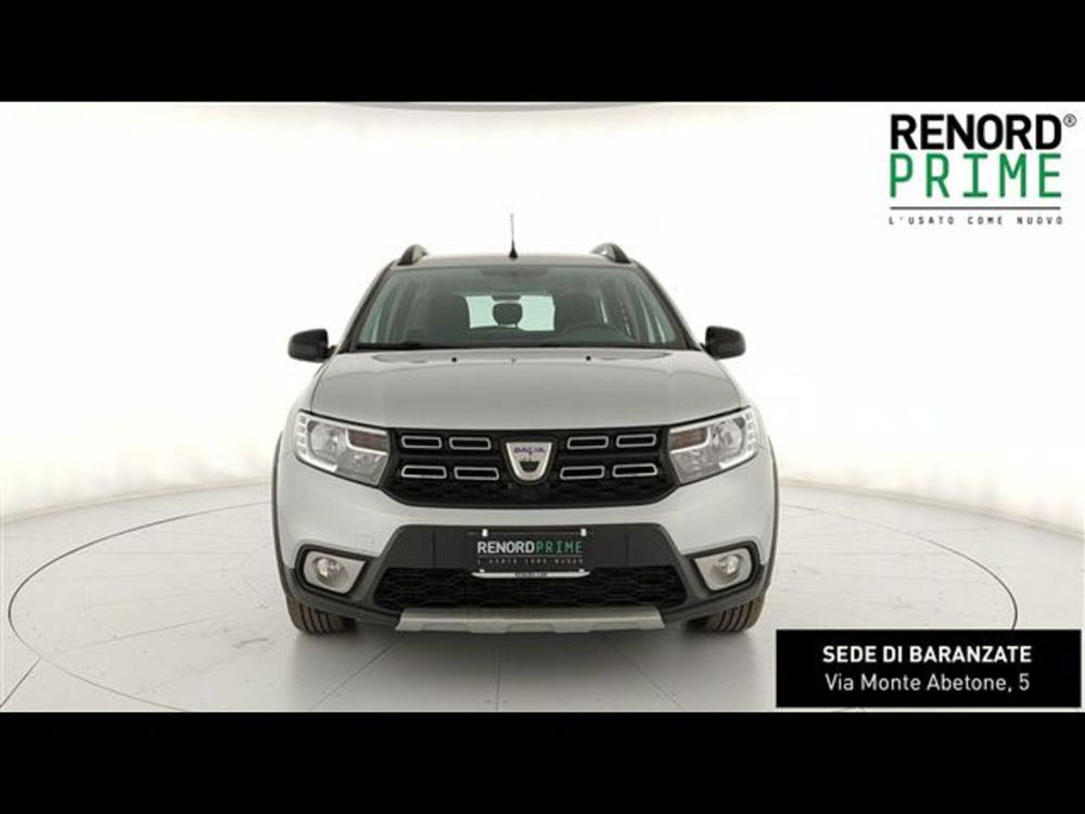 Dacia Logan usata a Milano (3)