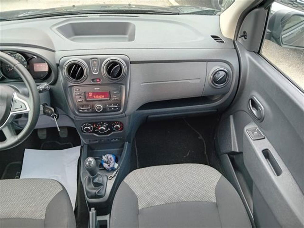 Dacia Lodgy usata a Firenze (8)