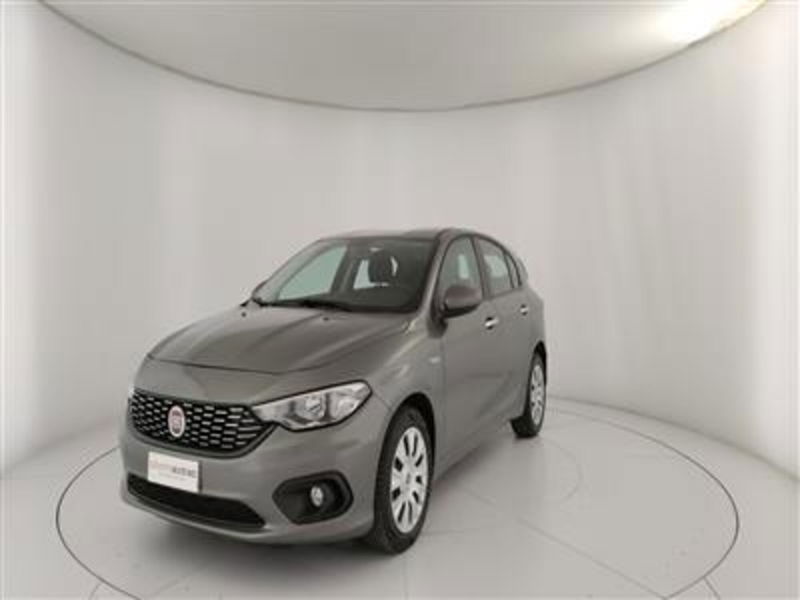 Fiat Tipo Station Wagon Tipo 1.4 T-Jet 120CV GPL SW Easy  del 2018 usata a Bari