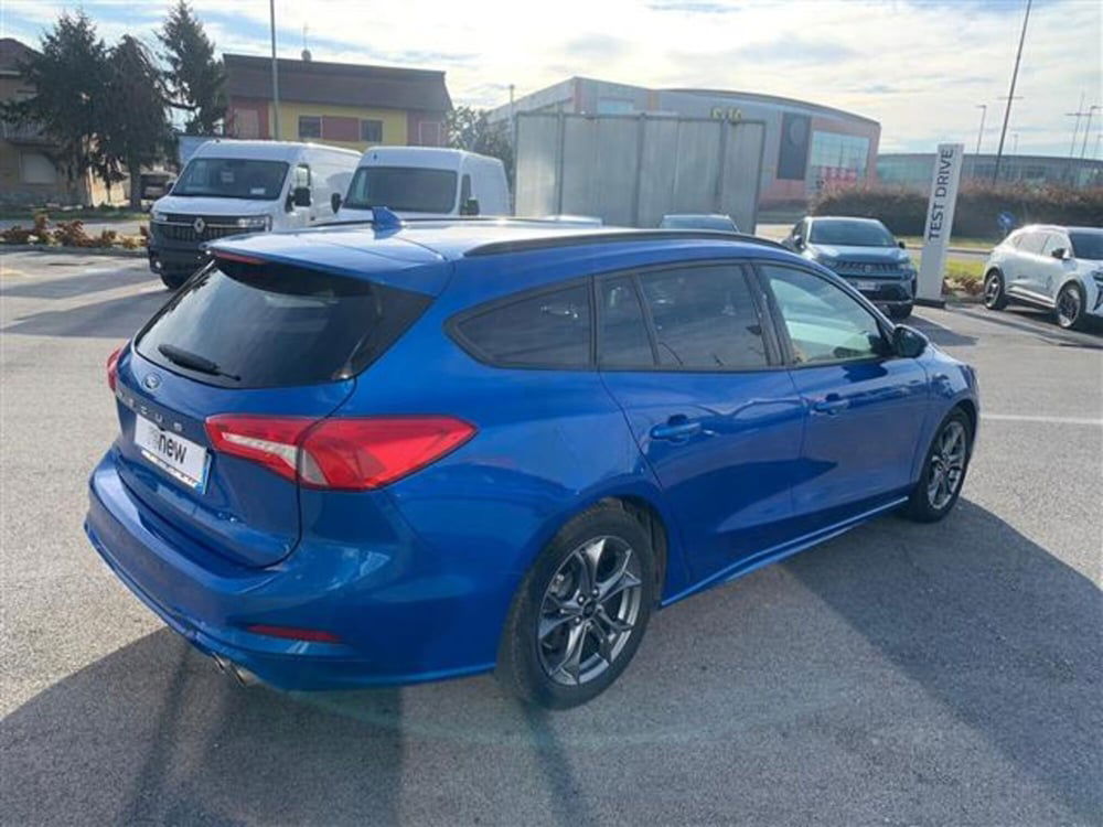 Ford Focus Station Wagon usata a Asti (8)