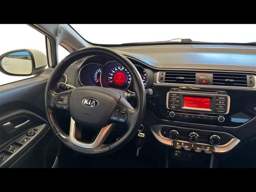 Kia Rio usata a Viterbo (11)