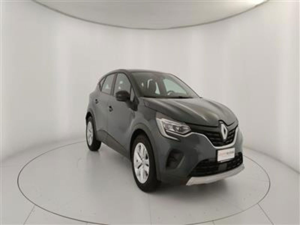 Renault Captur usata a Bari (11)