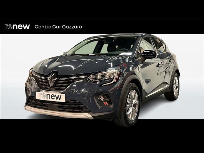 Renault Captur 1.6 full hybrid Techno 145cv auto del 2021 usata a Saronno