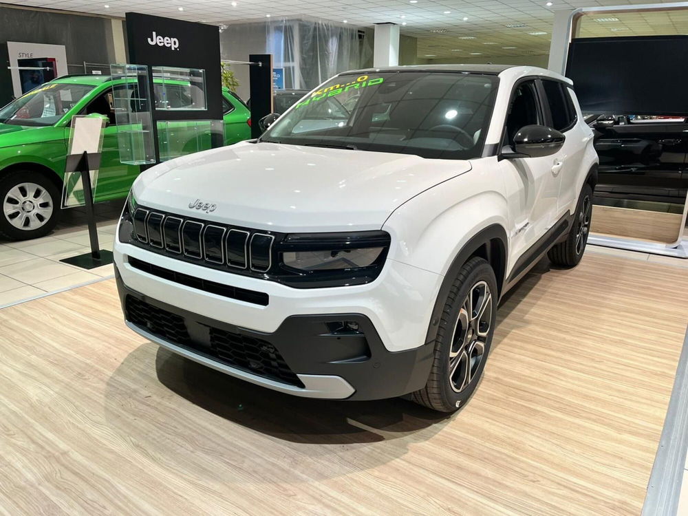 Jeep Avenger nuova a Milano