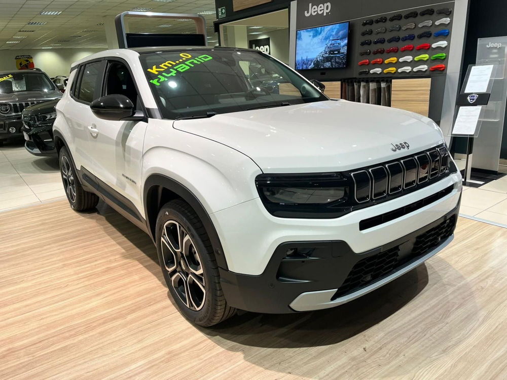 Jeep Avenger nuova a Milano (3)