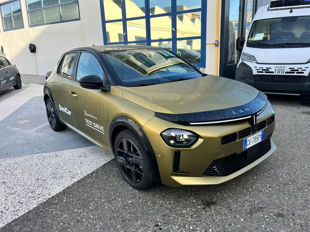 Lancia Ypsilon usata a Milano (3)