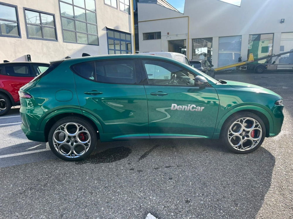 Alfa Romeo Tonale nuova a Milano (5)