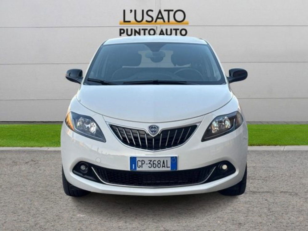 Lancia Ypsilon usata a Ancona (2)