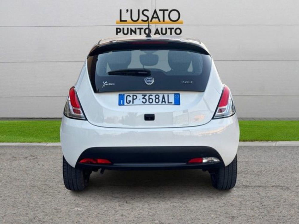 Lancia Ypsilon usata a Ancona (6)