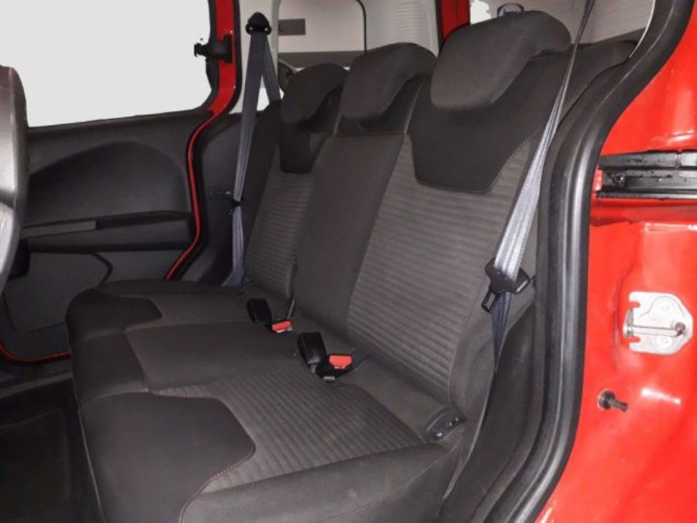 Ford Tourneo Courier usata a Torino (13)