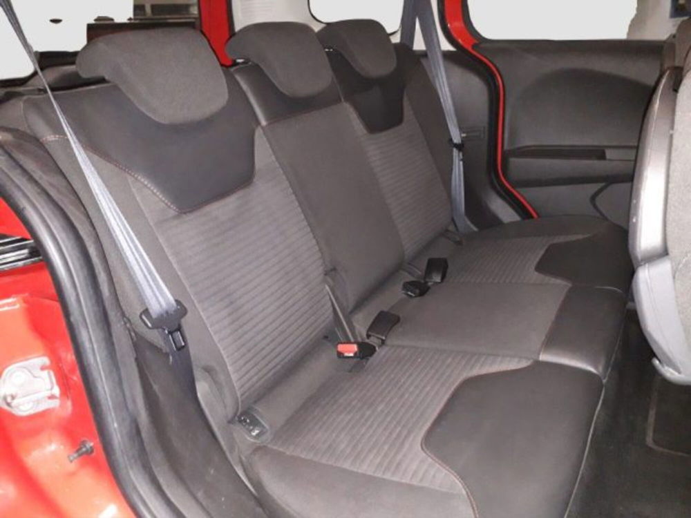 Ford Tourneo Courier usata a Torino (19)