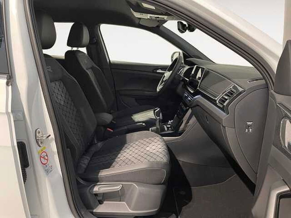 Volkswagen T-Cross nuova a Ravenna (9)