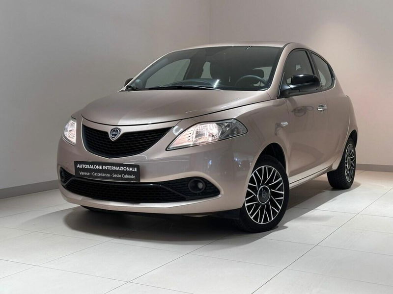 Lancia Ypsilon 1.2 69 CV 5 porte GPL Ecochic Gold  del 2019 usata a Varese