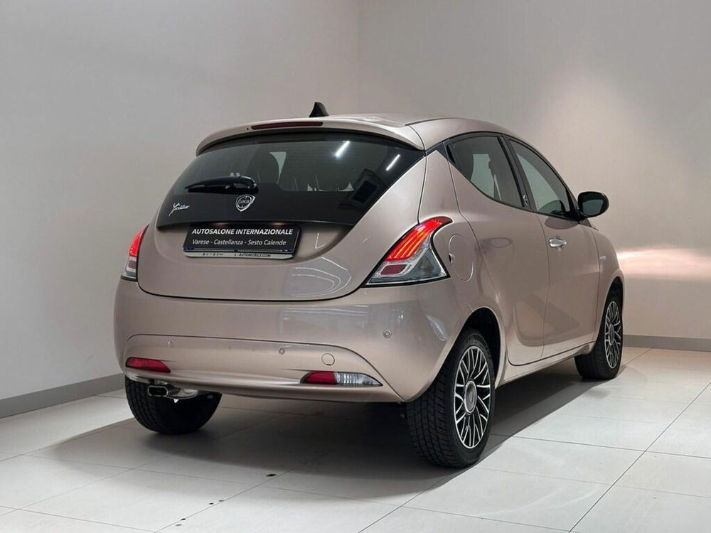 Lancia Ypsilon usata a Varese (2)