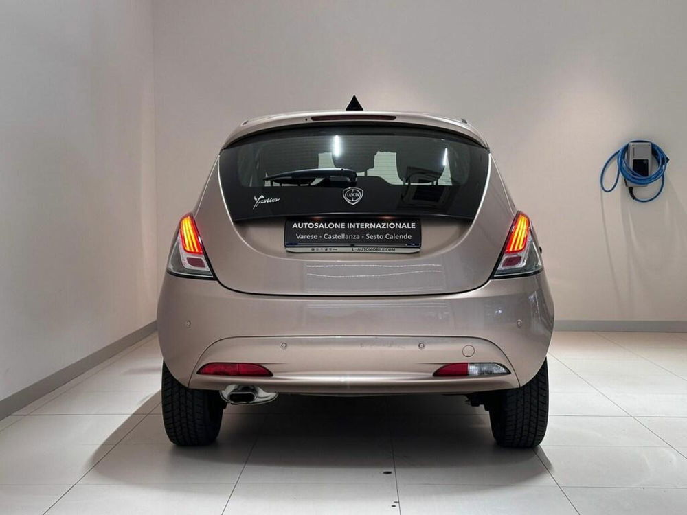 Lancia Ypsilon usata a Varese (5)