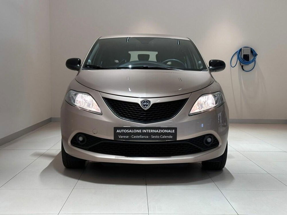 Lancia Ypsilon usata a Varese (6)