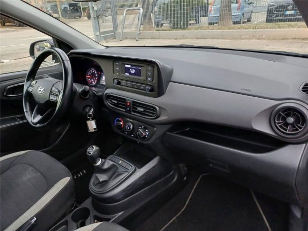 Hyundai i10 usata a Bari (9)