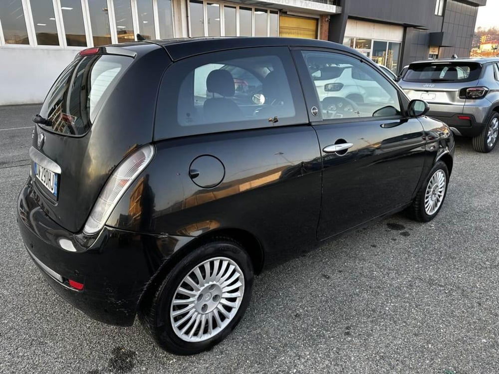 Lancia Ypsilon usata a Torino (3)