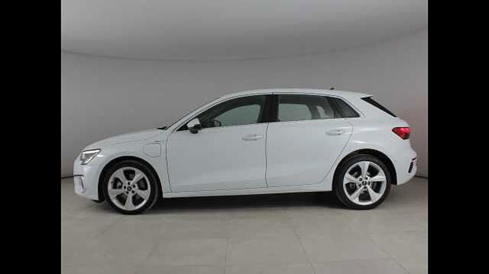 Audi A3 Sportback usata a Palermo (3)