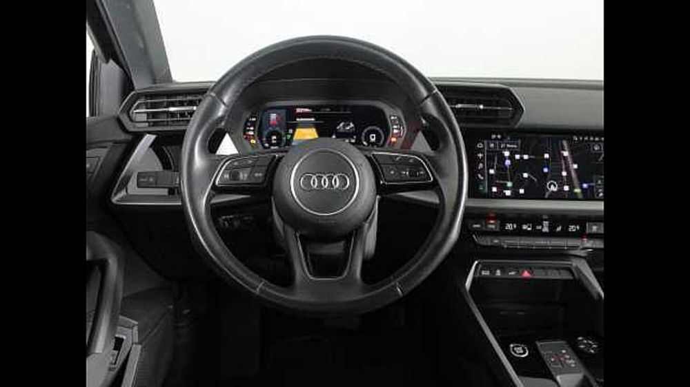 Audi A3 Sportback usata a Palermo (11)