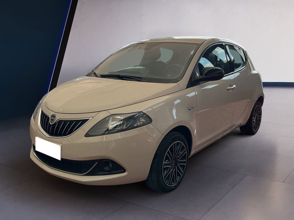 Lancia Ypsilon usata a Torino (2)