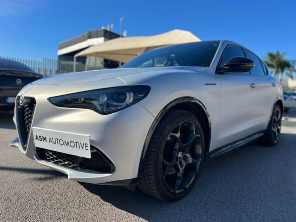 Alfa Romeo Stelvio usata a Napoli (3)