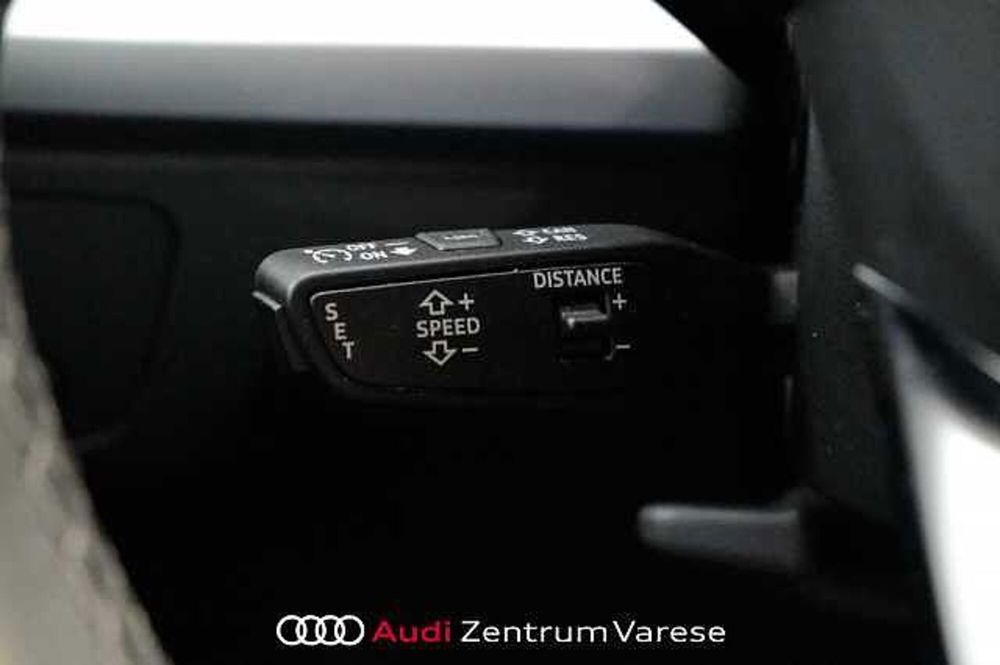 Audi Q5 Sportback usata a Varese (11)