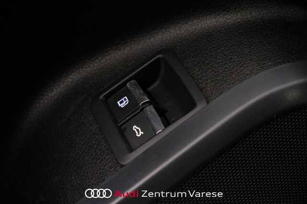 Audi Q5 Sportback usata a Varese (15)