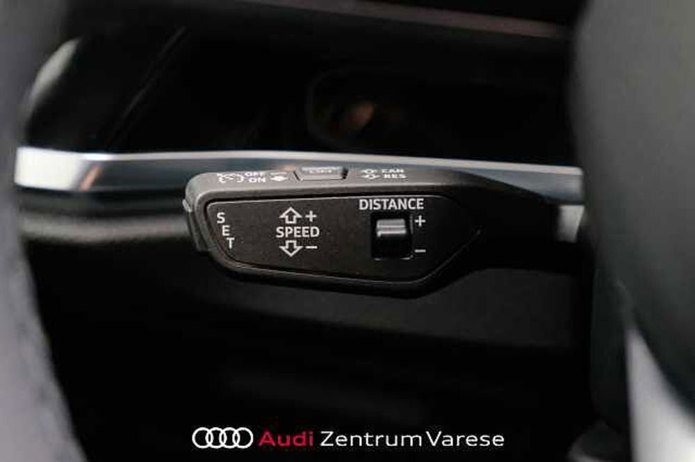 Audi Q3 Sportback usata a Varese (11)