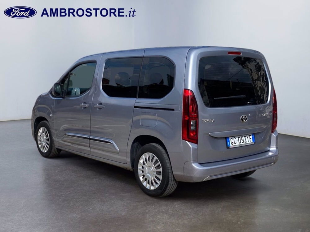 Toyota Proace City Verso usata a Milano (7)