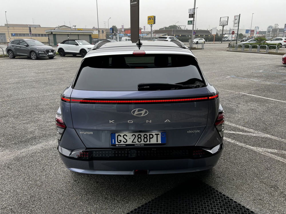 Hyundai Kona usata a Vercelli (4)