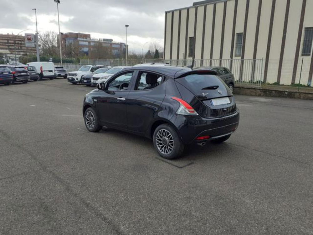 Lancia Ypsilon usata a Firenze (7)