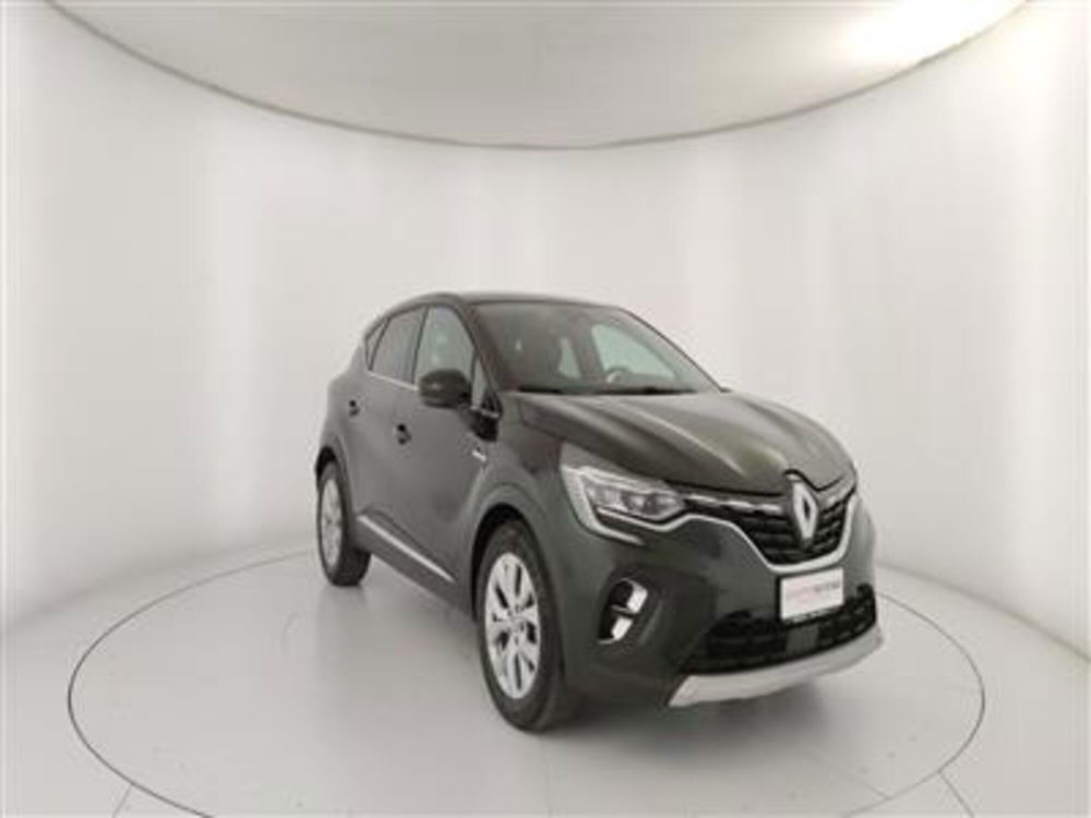 Renault Captur usata a Bari (11)