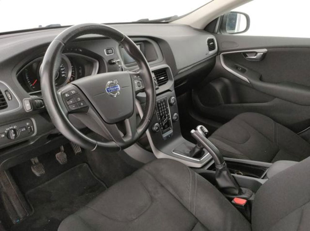 Volvo V40 Cross Country usata a Modena (10)