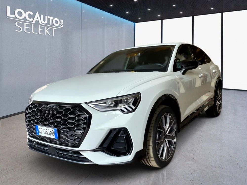 Audi Q3 Sportback nuova a Torino