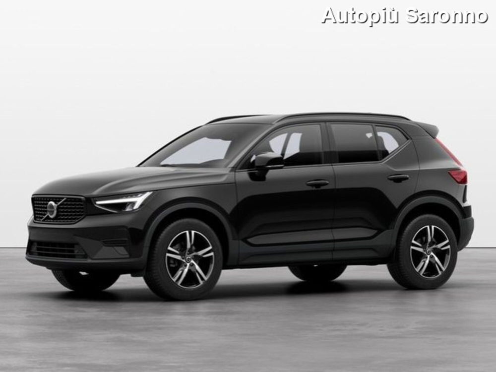 Volvo XC40 nuova a Varese