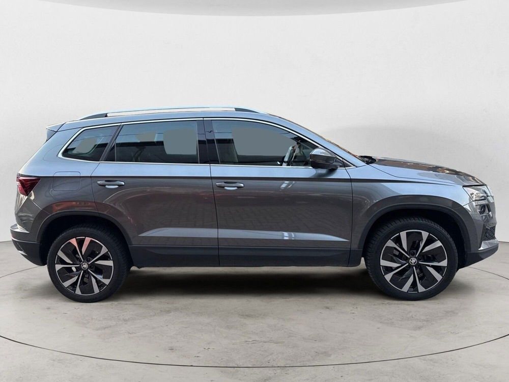 Skoda Karoq usata a Lecco (8)